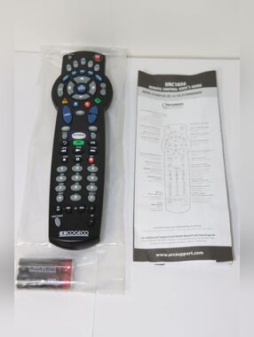 Cogeco URC1056 Black Remote with Batteries (Brand New)